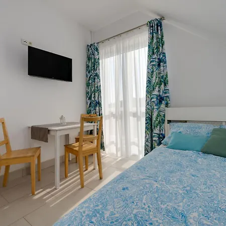 Marina- Nad Morzem 3*