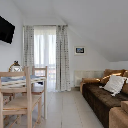 Πανσιόν Marina- Nad Morzem 3*