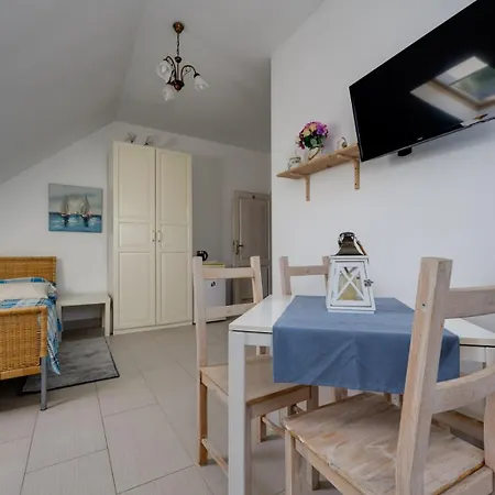 Πανσιόν Marina- Nad Morzem Jarosławiec